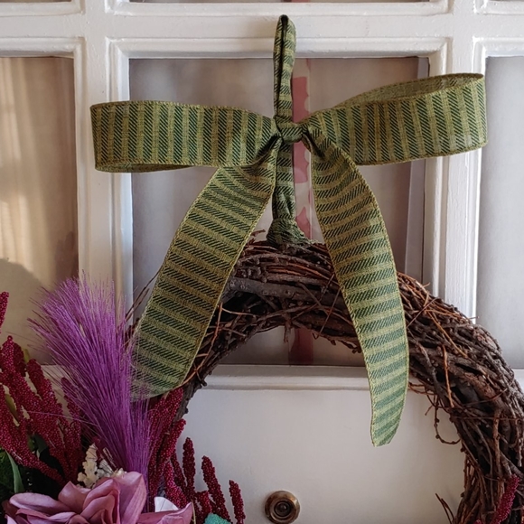 Handmade Door Wreath - Picture 4 of 4